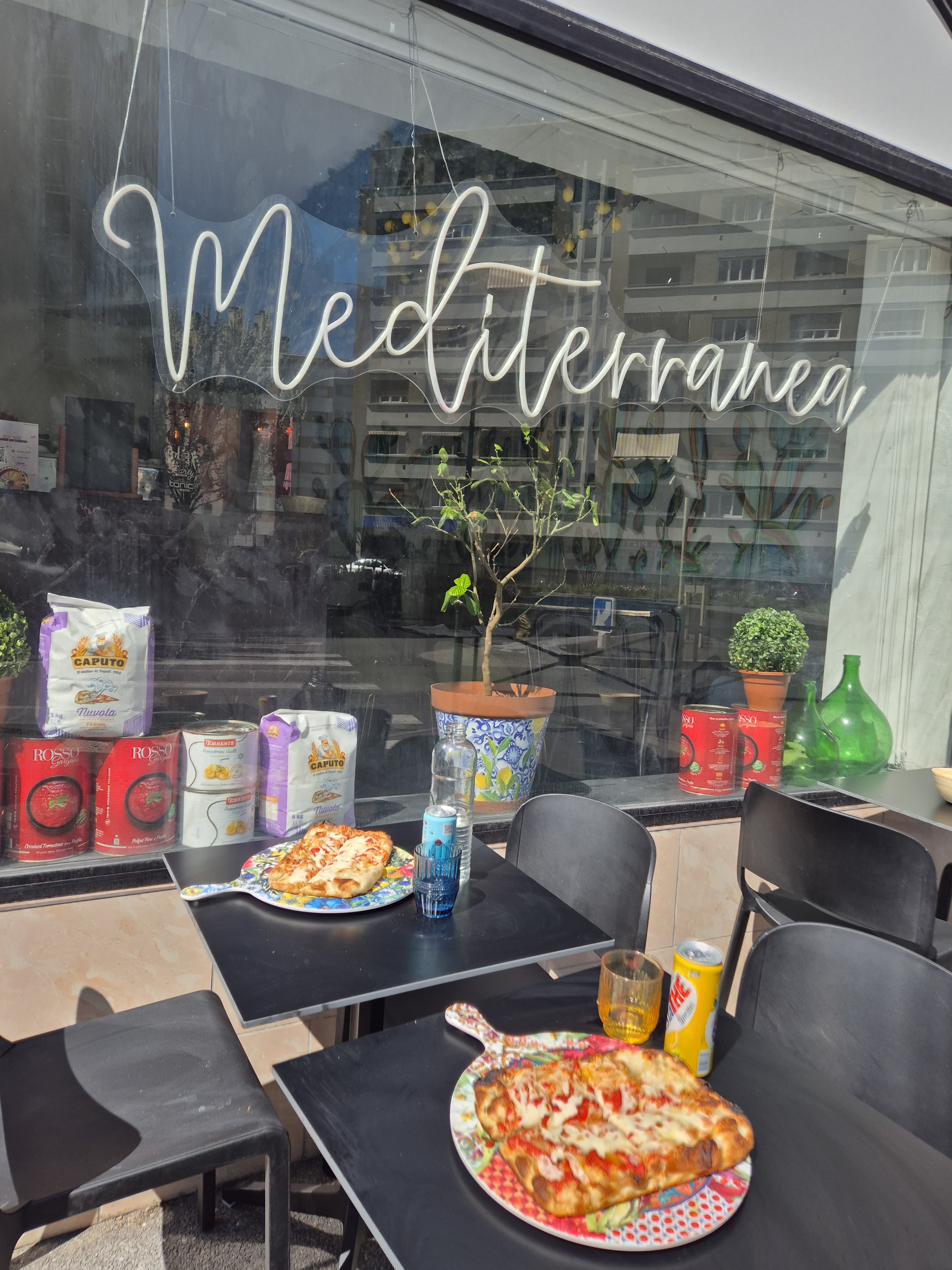 Terrasse et pizzas